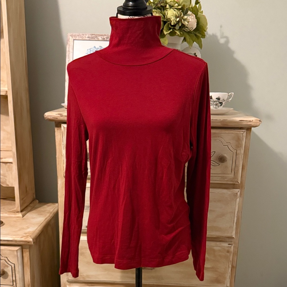 EUC Banana Republic Rich Red Turtleneck Top